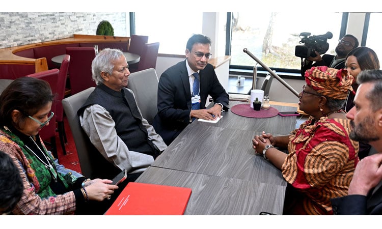ডব্লিউটিও মহাপরিচালক ও প্রধান উপদেষ্টার বৈঠক : বাংলাদেশের মসৃণ এলডিসি উত্তরণ ও বৈশ্বিক সরবরাহ কাঠামোয় যুক্ত করার সহায়তা প্রদানের প্রতিশ্রুতি