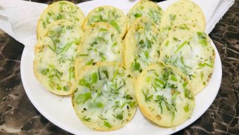 এভাবেও বানাতে পারেন চিতই পিঠা