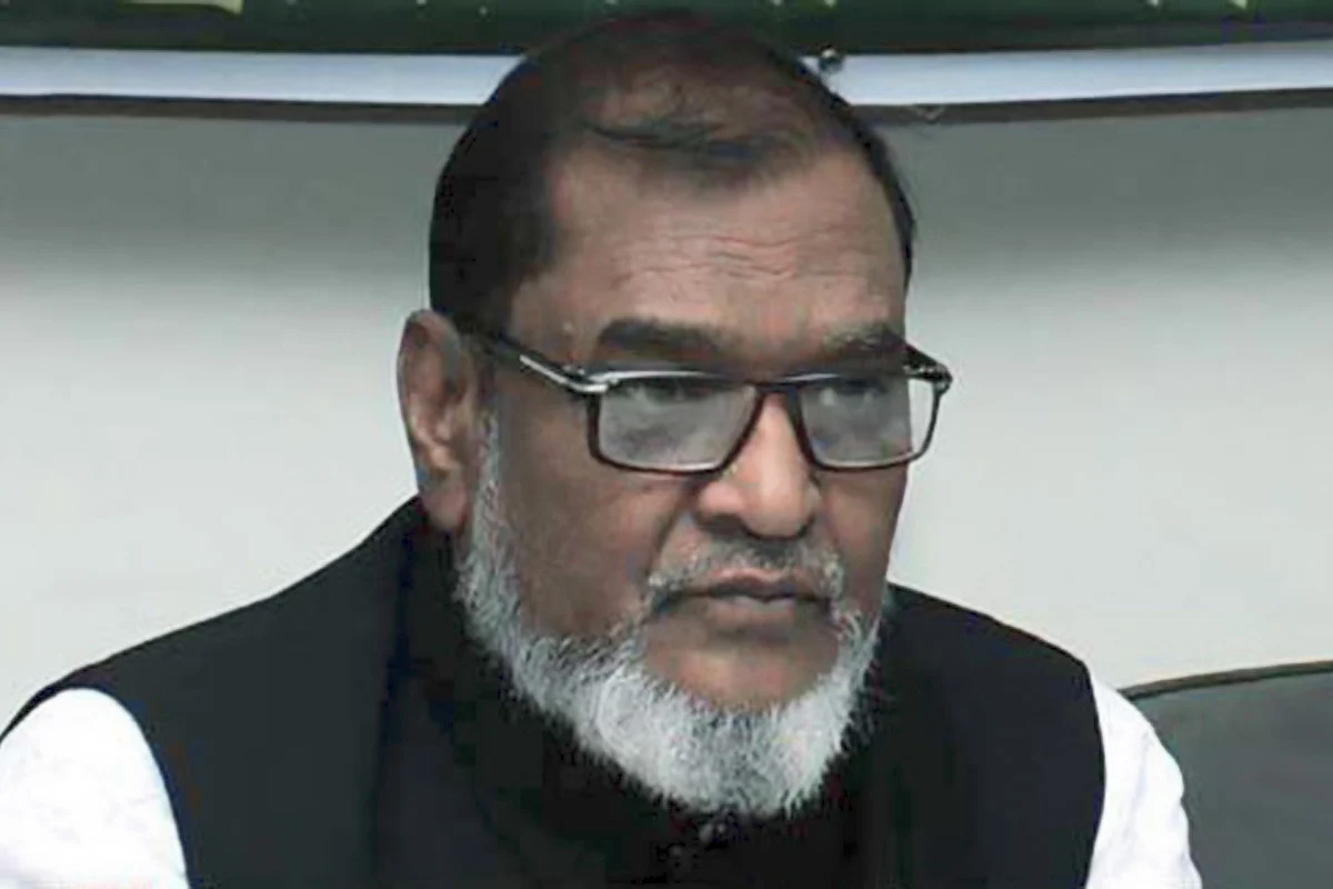 সাবেক মন্ত্রী মোজাম্মেলসহ ৪ জনের দেশত্যাগে নিষেধাজ্ঞা
