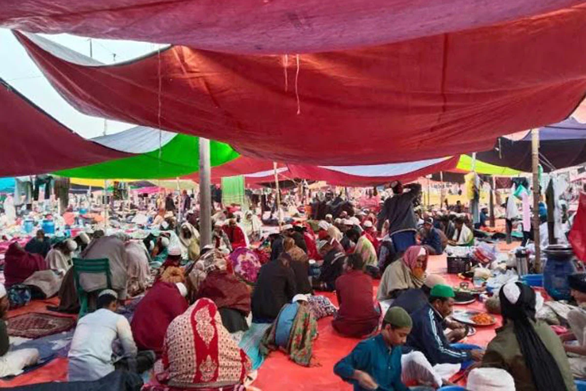 আমিন আমিন ধ্বনিতে মুখরিত তুরাগ পাড়