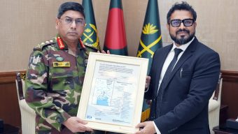 বাংলাদেশ সেনাবাহিনীর প্রধান জেনারেল ওয়াকার-উজ-জামানের সঙ্গে ডিএনসিসি প্রশাসক মোহাম্মদ এজাজের সৌজন্য সাক্ষাৎ