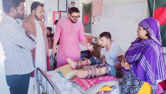 জুলাই গণ-অভ্যুত্থানে আহতদের দেখতে পঙ্গু হাসপাতালে গেলেন ডিএনসিসি প্রশাসক মোহাম্মদ এজাজ