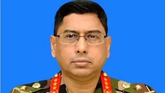 কুয়েত সফর শেষে দেশে ফিরেছেন সেনাবাহিনী প্রধান