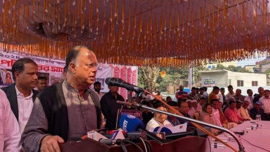 সিরাজগঞ্জে শহীদ পরিবারের পাশে দাঁড়ালেন তারেক রহমান