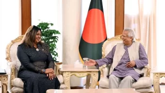 মালদ্বীপে বসবাসরত বৈধ কাগজপত্রহীন বাংলাদেশিদের নিয়মিতকরণের আহ্বান জানালেন প্রধান উপদেষ্টা