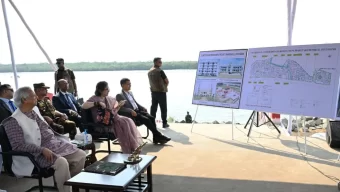 খুরুশকুল জলবায়ু পুনর্বাসন প্রকল্পের অগ্রগতি সম্পর্কে জানতে চেয়েছেন প্রধান উপদেষ্টা