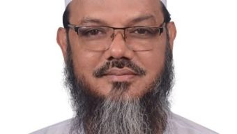 “হাতপাখার প্রার্থীকে বিজয়ী ঘোষণায় আদালতে মামলা দায়ের”