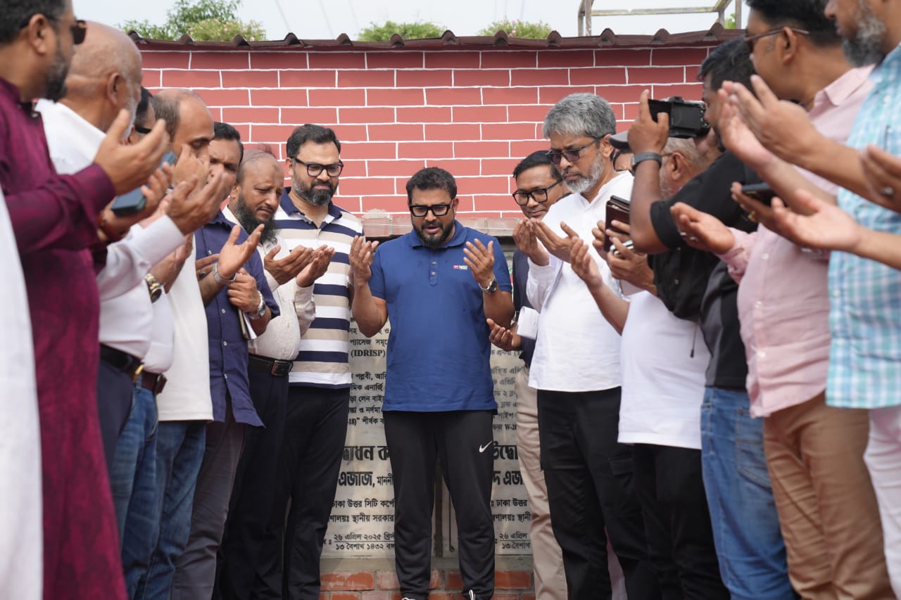 মিরপুর পল্লবীতে ২০ কি.মি. রাস্তা, ৩৪ কি.মি. নর্দমা ও ১৫ কি.মি. ফুটপাত নির্মাণ কাজের উদ্বোধন করলেন ডিএনসিসি প্রশাসক/