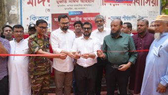 মিরপুর-১১ পলাশ নগরে ২০ কি.মি. রাস্তা, ৩৪ কি.মি. নর্দমা ও ১৫ কি.মি. ফুটপাত নির্মাণ কাজের উদ্বোধন করলেন ডিএনসিসি প্রশাসক