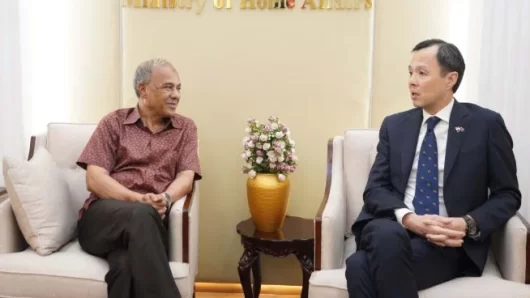 দেশকে দুর্নীতিমুক্ত করতে সিঙ্গাপুর মডেল অনুসরণ প্রয়োজন: স্বরাষ্ট্র উপদেষ্টা