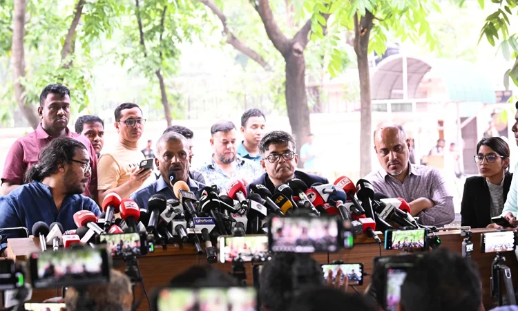 প্রধান উপদেষ্টার প্রতিশ্রুতি অনুযায়ী এ বছরের ডিসেম্বর থেকে আগামী বছরের জুনের মধ্যে জাতীয় নির্বাচন : আসিফ নজরুল