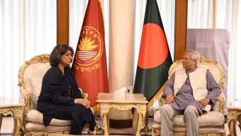 পাকিস্তানের সঙ্গে সম্পর্ক জোরদারের আহ্বান প্রধান উপদেষ্টার