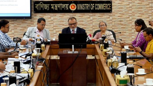 কোরবানির চামড়ার উপযুক্ত দাম নিশ্চিত করতে সংরক্ষণে সহায়তা দিবে সরকার : বাণিজ্য উপদেষ্টা