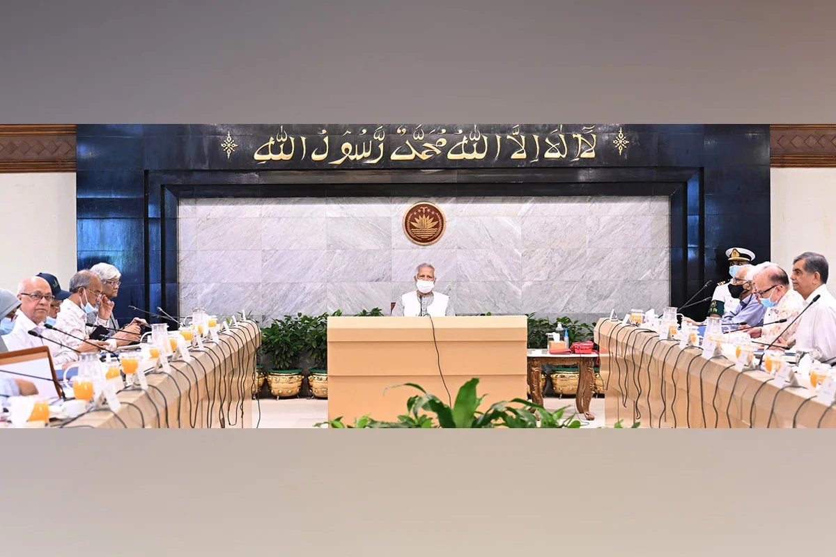 বন্যা ও জলাবদ্ধতা: ফেনী ও নোয়াখালীর পরিস্থিতি নিয়ে উপদেষ্টা পরিষদের জরুরি বৈঠক