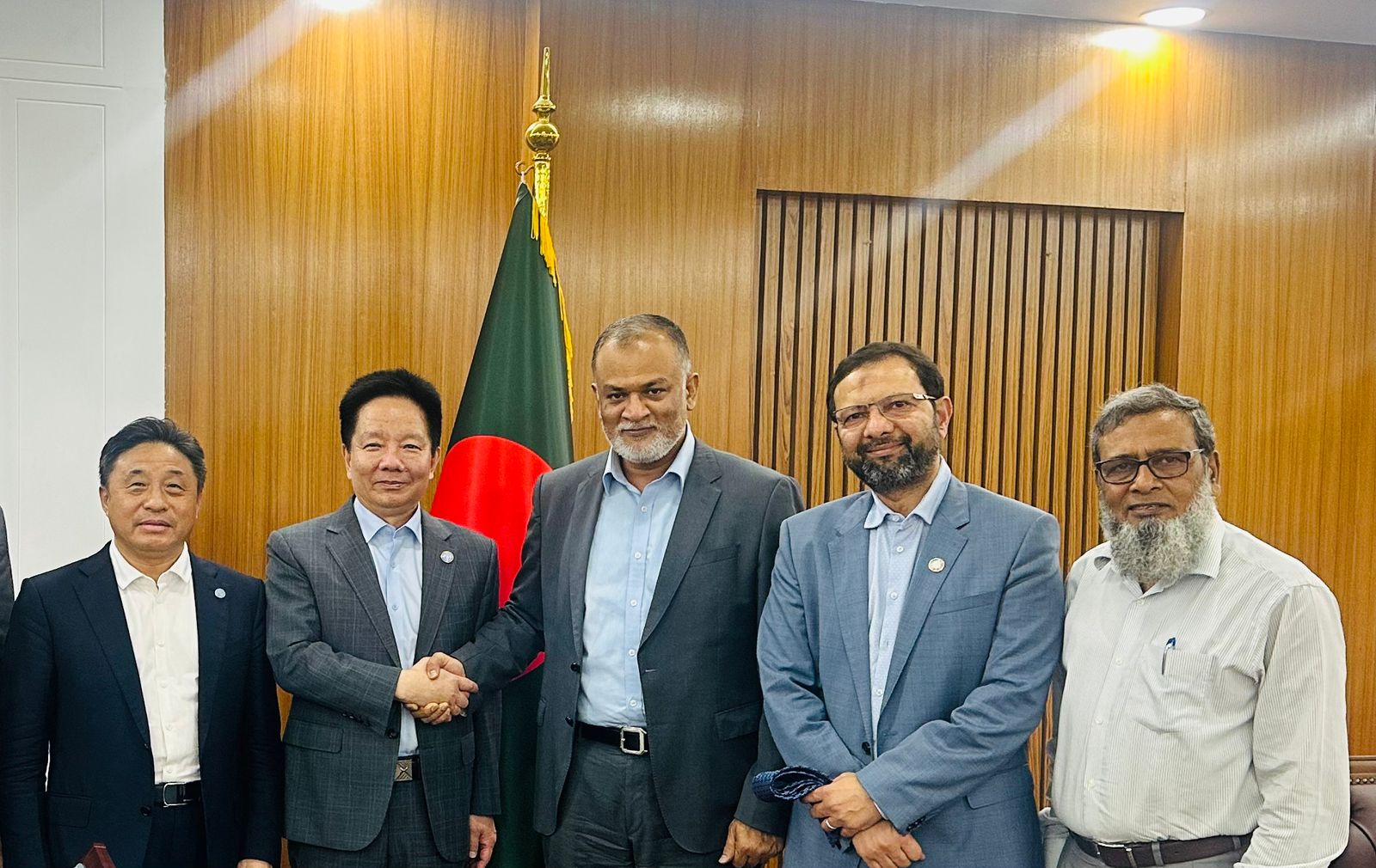 বাণিজ্য উপদেষ্টার সাথে জাতিসংঘের খাদ্য ও কৃষি সংস্থার সাউথ-সাউথ অ্যান্ড ট্রায়াঙ্গুলার কো-অপারেশন বিভাগের পরিচালক এর বৈঠক