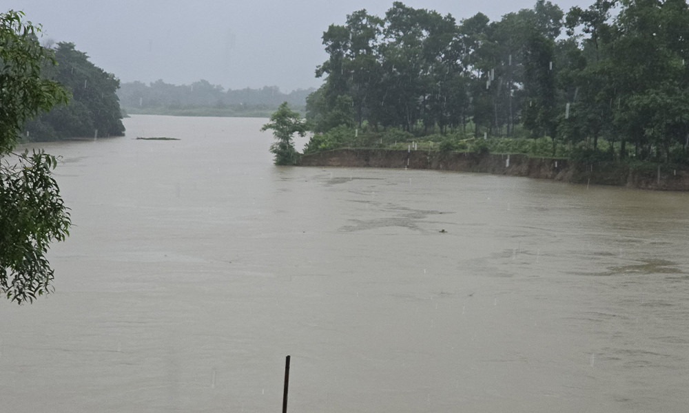 গোমতী নদীর পানি বাড়ছে ঘণ্টায় ১০ সেন্টিমিটার, চরাঞ্চলে আতঙ্ক
