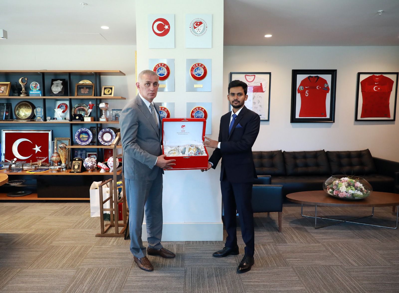 ফুটবলের বিকাশে বাংলাদেশ-তুরস্ক পারস্পরিক সহযোগিতায় একমত