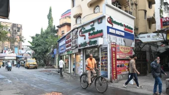 বাংলাদেশিদের ভিসা বন্ধে কলকাতার ব্যবসায়ীদের ক্ষতি ৫০০০ কোটি রুপি