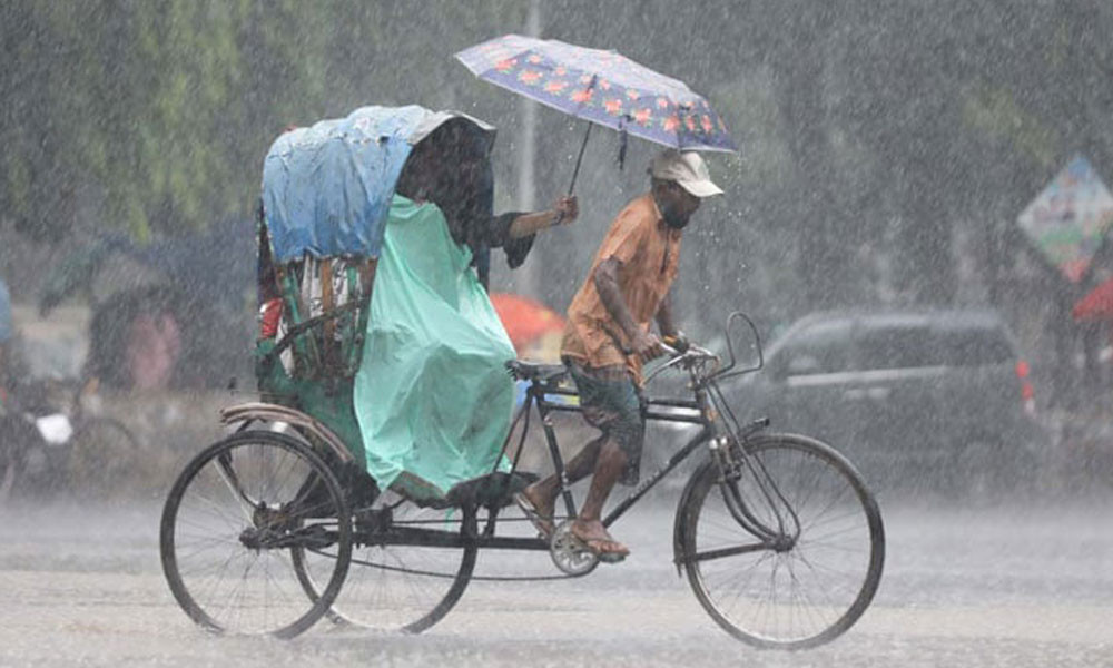 সাগরে লঘুচাপ, ৩ বিভাগে হতে পারে ভারি বর্ষণ