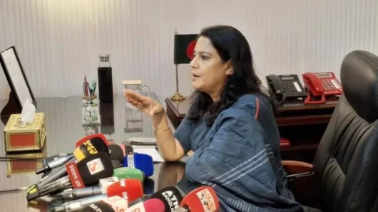 পাথর লুটের সঙ্গে স্থানীয় প্রশাসনের যোগসাজশ ছিল