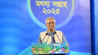 উপকূল রক্ষায় প্রতিবেশী দেশগুলোর সঙ্গে আলোচনা শুরু: প্রধান উপদেষ্টা