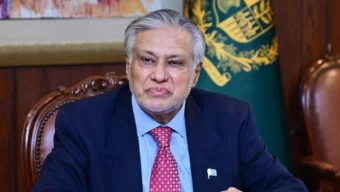 ঢাকায় পৌঁছেছেন পাকিস্তানের পররাষ্ট্রমন্ত্রী ইসহাক দার