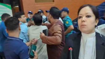 ইসিতে রুমিন ফারহানা অনুসারীদের সঙ্গে এনসিপি নেতার হাতাহাতি