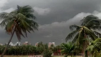 দেশের সাতটি অঞ্চলের ওপর দিয়ে দুপুরের মধ্যে ঝড় বয়ে যেতে পারে