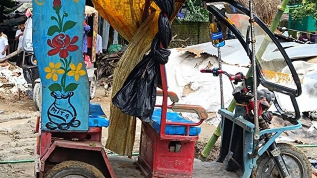 বিদ্যুৎস্পৃষ্ট মাকে বাঁচাতে গিয়ে মেয়েরও গেল প্রাণ
