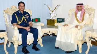 বিমানবাহিনীর প্রধানের সঙ্গে সৌদি রাষ্ট্রদূতের সাক্ষাৎ