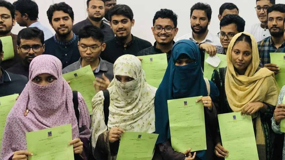 ডাকসুতে শিবিরের প্যানেলে ৪ নারী শিক্ষার্থী, কে কোন পদে লড়ছেন?