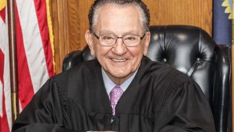 চলে গেলেন ‘পৃথিবীর সবচেয়ে দয়ালু বিচারক’ ফ্রাঙ্ক ক্যাপ্রিও