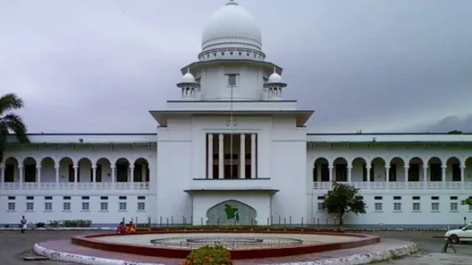 তত্ত্বাবধায়ক সরকারব্যবস্থা ফিরিয়ে আনার দাবিতে চলছে রিভিউ শুনানি