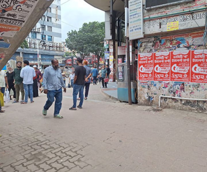 দৈনিক ভোর ও জনতায় সংবাদ প্রকাশের পর—-পথচারী, ব্যবসায়ী ও জনমনে স্বস্তি