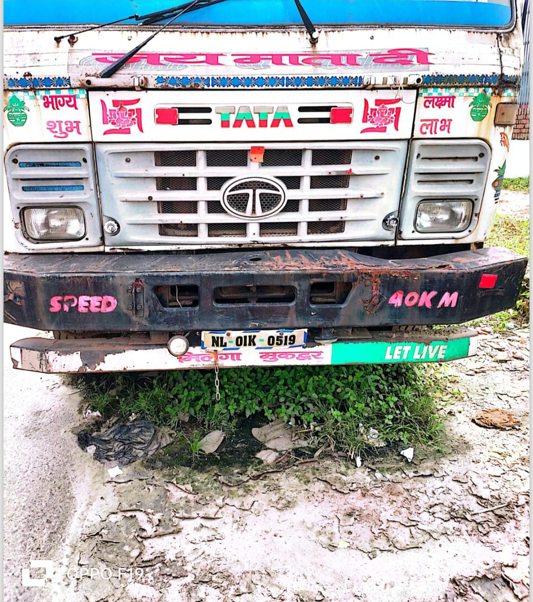 বেনাপোলে চার বছর ধরে ১৫ ভারতীয় ট্রাক আটকে, স্থবির বন্দরের কার্যক্রম