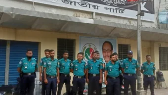 সকাল থেকেই কাকরাইলে জাপা কার্যালয়ের সামনে পুলিশের অবস্থান