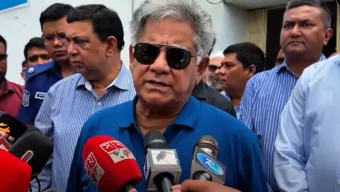 লোকসানে চলা স্থলবন্দরগুলো বন্ধ করে দেওয়া হবে: নৌ উপদেষ্টা