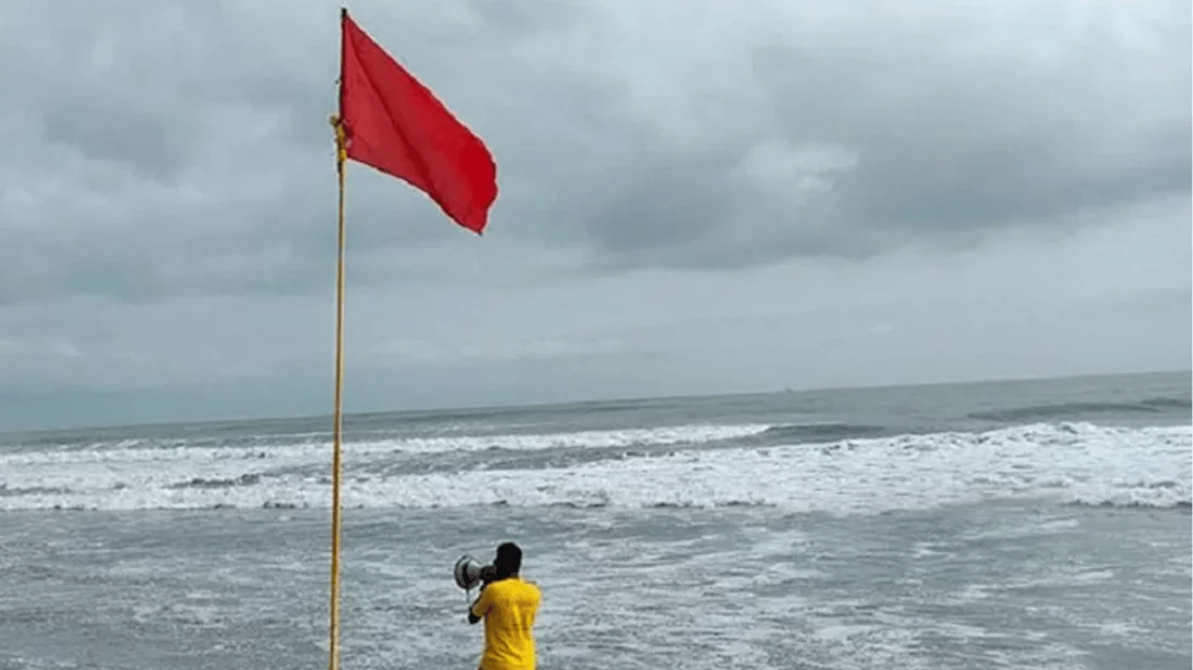 সাগরে লঘুচাপ, সমুদ্র বন্দরকে ৩ নম্বর সতর্ক সংকেত