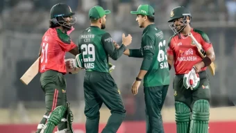 অঘোষিত সেমিফাইনালে আজ মুখোমুখি বাংলাদেশ ও পাকিস্তান