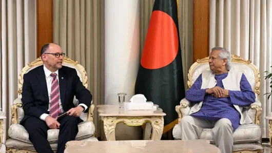 ‘পিটার হাসের কোম্পানি’ থেকে ১ লাখ কোটি টাকার এলএনজি কিনবে সরকার