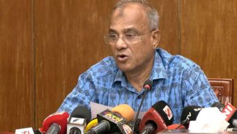 রাস্তা অবরোধ করার অধিকার কারো নেই : স্বরাষ্ট্র উপদেষ্টা