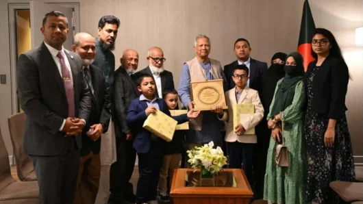 প্রধান উপদেষ্টার সঙ্গে নিউইয়র্কে নিহত পুলিশ কর্মকর্তার পরিবারের সাক্ষাৎ