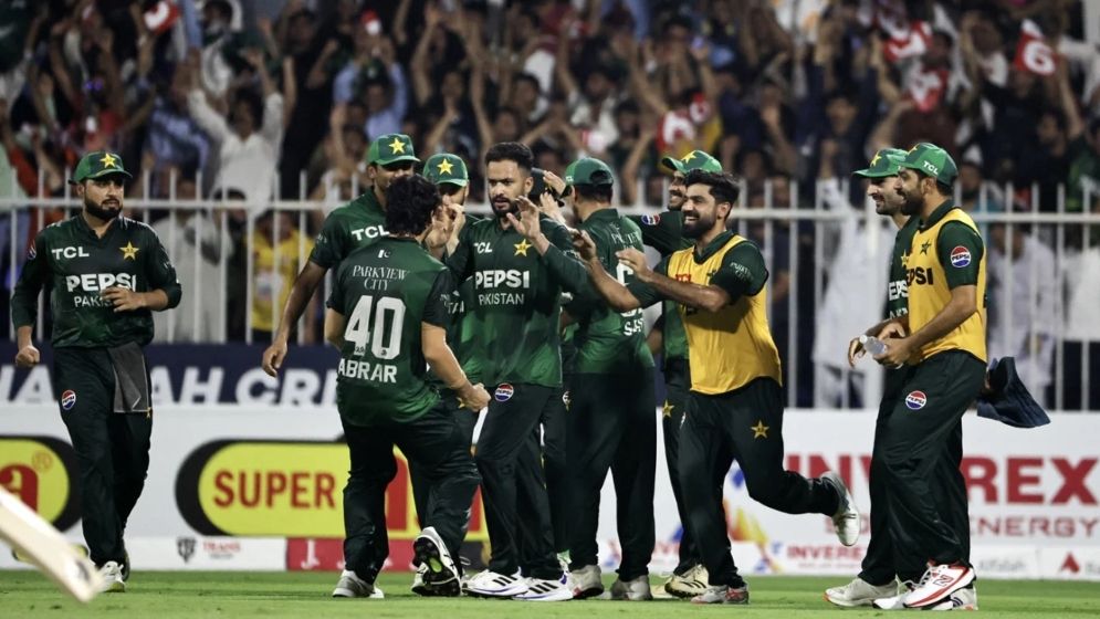 আফগানদের লজ্জা দিয়ে একগাদা রেকর্ড গড়ল পাকিস্তান