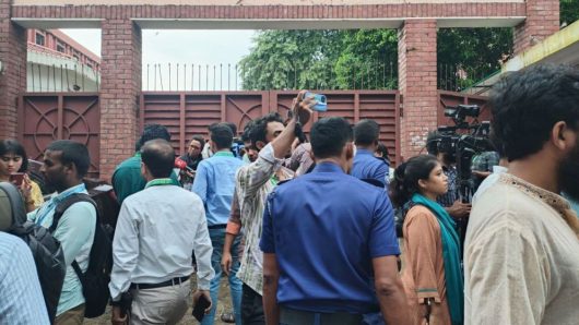 জাকসু নির্বাচন: বন্ধ রয়েছে ফজিলাতুন্নেছা হলের ভোটগ্রহণ