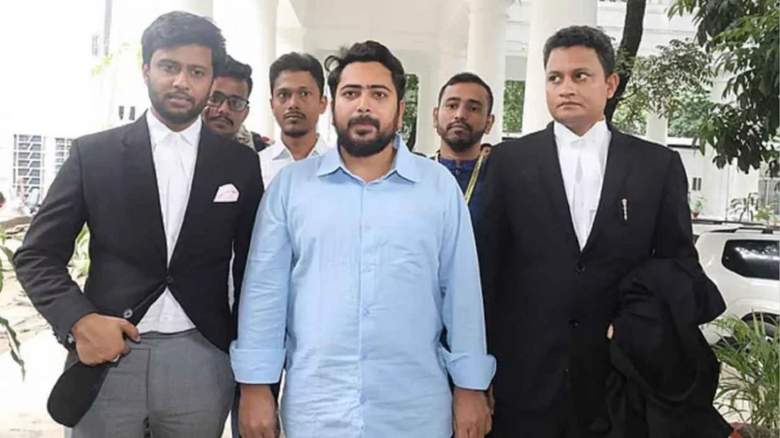 শেখ হাসিনার বিরুদ্ধে সাক্ষ্য দিতে দ্বিতীয় দিনের মতো ট্রাইব্যুনালে নাহিদ ইসলাম