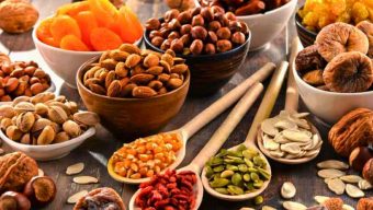 ড্রাই ফ্রুটস কখন খেলে মিলবে সঠিক উপকার