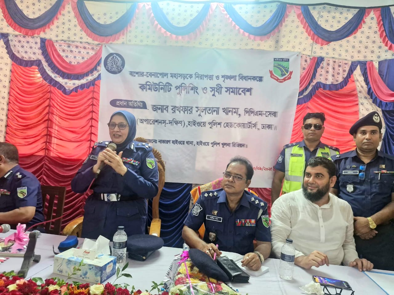যশোর-বেনাপোল মহাসড়কে যানজট নিরসনে কমিউনিটি পুলিশিং ও সুধী সমাবেশ