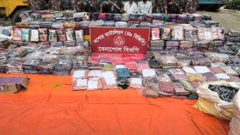 বেনাপোলে বিজিবির অভিযানে প্রায় দুই কোটি ৫০ লক্ষ টাকার ভারতীয় পণ্য জব্দ