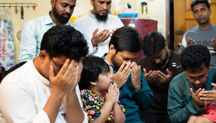 সেই সাংবাদিকের পরিবারকে ২ লাখ টাকা দিল ছাত্রশিবির