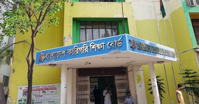 ১২ হাজার কারিগরি শিক্ষাপ্রতিষ্ঠানে অর্ধেকের বেশি আসন ফাঁকা
